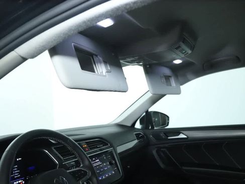 Certified 2023 Volkswagen Tiguan SE image 19