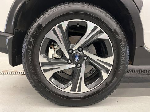 Certified 2024 Subaru Crosstrek 2.0i Premium image 35