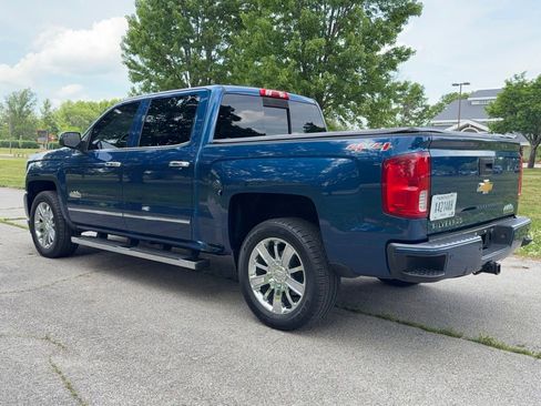 Used 2017 Chevrolet Silverado 1500 High Country AWD/4WD image 6