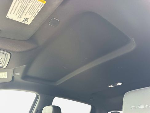 Used 2022 GMC Sierra 1500 Denali image 25