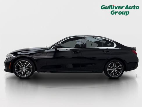 Used 2020 BMW 330i Sedan w/ Convenience Package RWD image 3