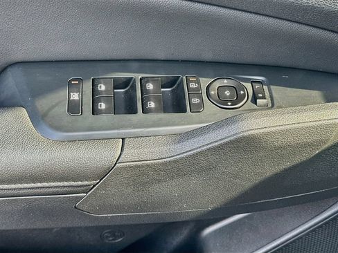 Certified 2026 Kia Sportage SX FWD image 18