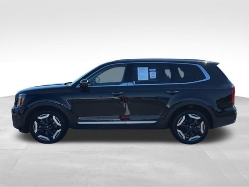 Used 2024 Kia Telluride S w/ S Sunroof Package FWD image 5