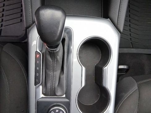 Used 2020 Chevrolet Blazer LT image 17