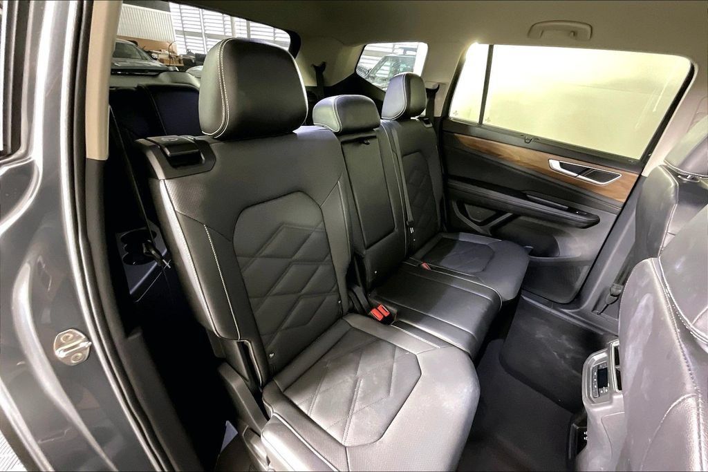 Used 2024 Volkswagen Atlas SE FWD image 26