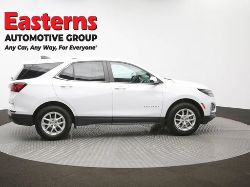 Used 2022 Chevrolet Equinox LT AWD/4WD image 43