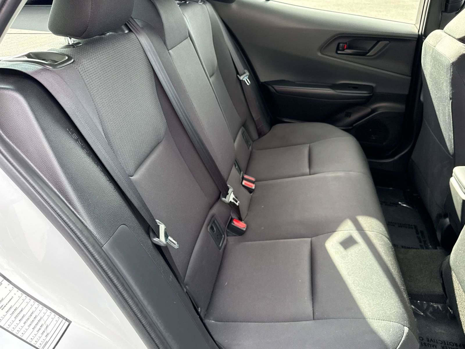Used 2025 Toyota Prius LE FWD image 16