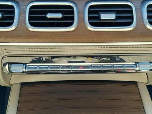 Certified 2023 Mercedes-Benz GLE 450 4MATIC image 20