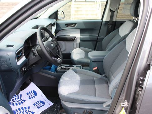 New 2025 Ford Maverick XLT w/ XLT Luxury Package image 19