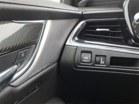 Used 2020 Cadillac XT6 Sport image 25