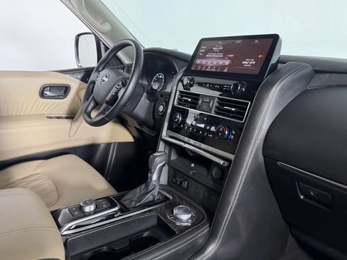 Used 2024 Nissan Armada Platinum w/ Captain's Chairs Package AWD/4WD image 32