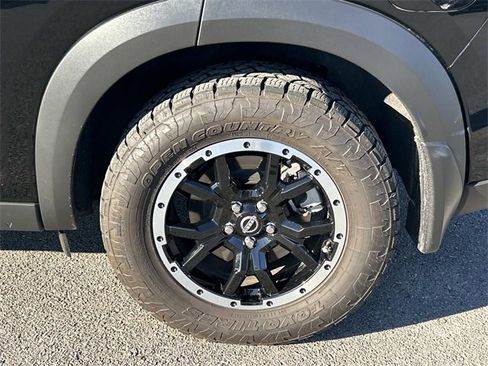 Used 2025 Nissan Pathfinder Rock Creek image 13