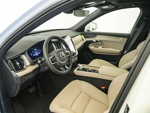 New 2026 Volvo XC90 T8 Plus w/ Protection Package AWD/4WD image 16