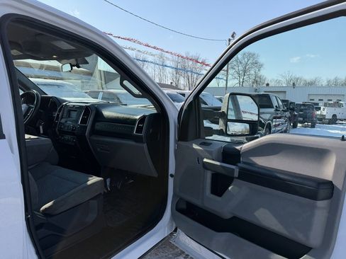 Used 2018 Ford F250 XLT image 21