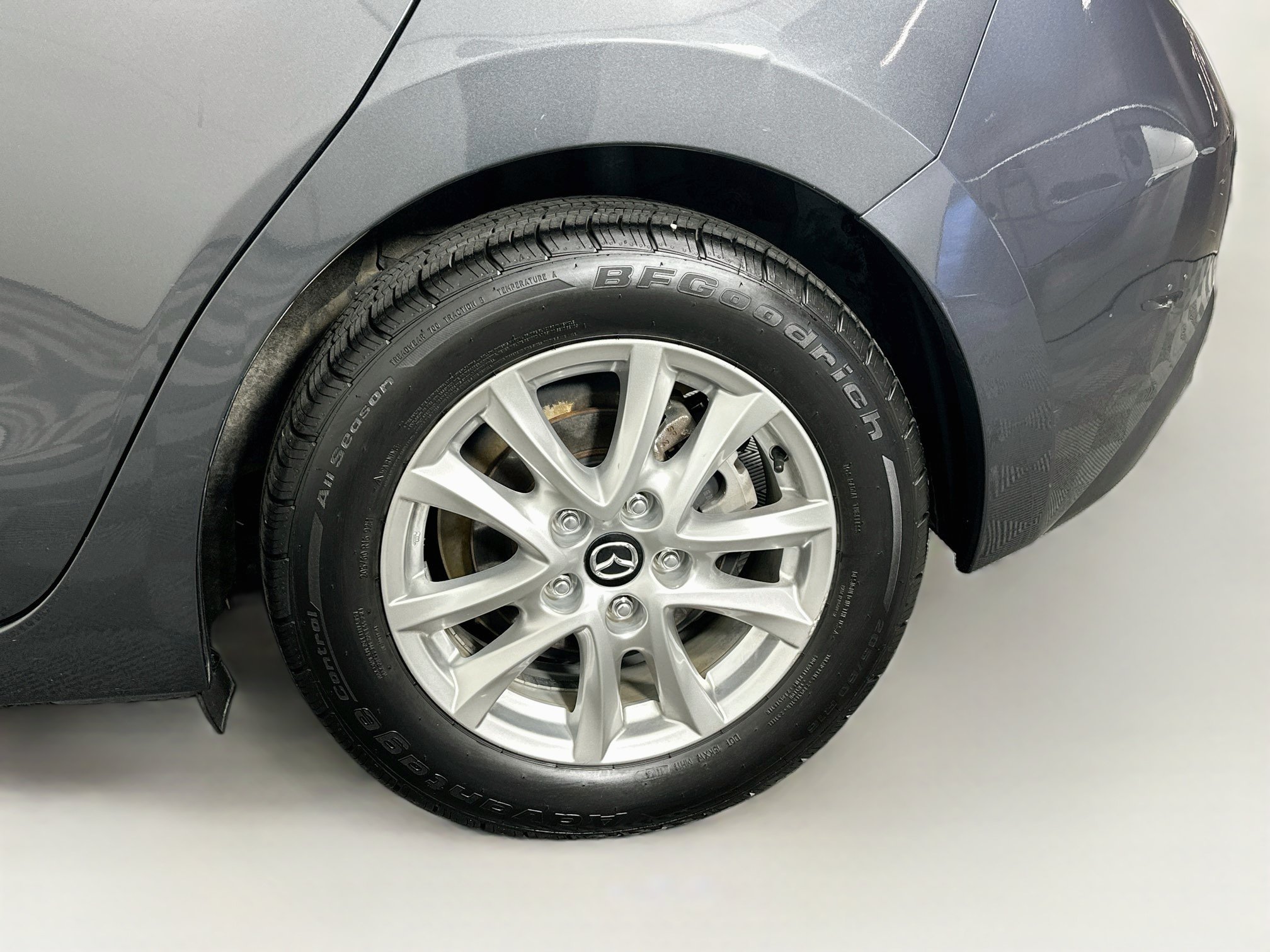 Used 2016 MAZDA MAZDA3 i Touring FWD image 11