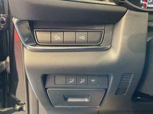 Used 2025 MAZDA CX-30 AWD 2.5 S w/ Preferred Package image 18