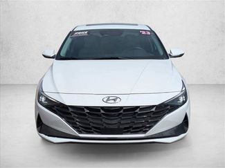 Used 2023 Hyundai Elantra Limited video 2