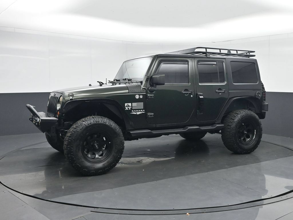 Used 2012 Jeep Wrangler Unlimited Sahara AWD/4WD image 3