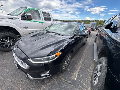 Used 2020 Ford Fusion Titanium FWD image 2