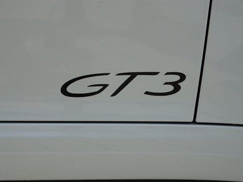 Used 2015 Porsche 911 GT3 RWD image 47