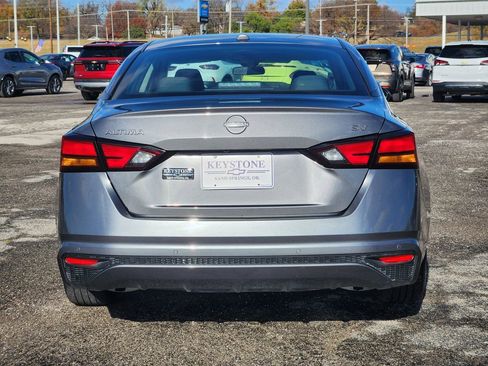 Used 2024 Nissan Altima 2.5 SV image 6