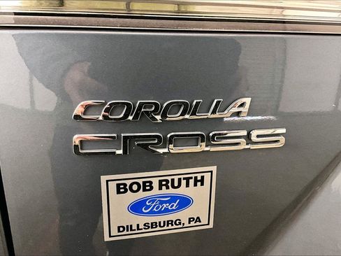 Used 2023 Toyota Corolla Cross LE image 13