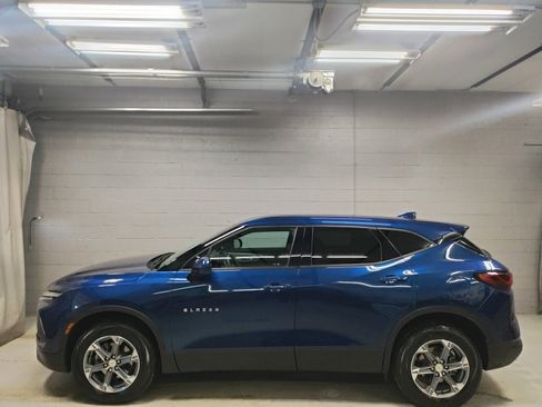 Used 2023 Chevrolet Blazer LT image 17