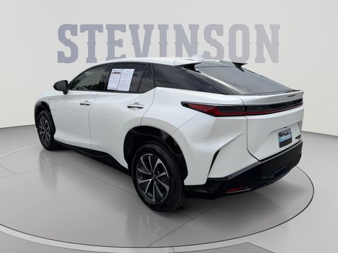 Used 2025 Lexus RZ 450e w/ Accessory Package (2T) AWD/4WD image 3
