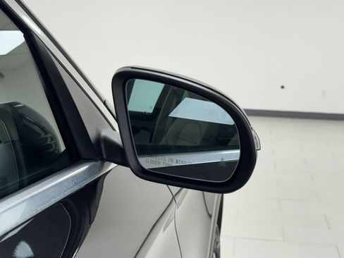 Used 2022 Mercedes-Benz GLC 300 4MATIC image 32