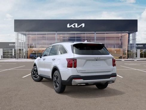 Certified 2026 Kia Sorento S FWD image 4