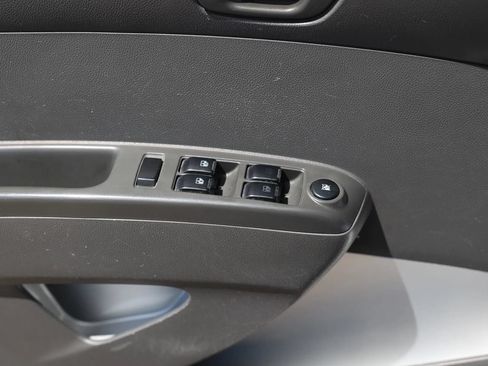 Used 2015 Chevrolet Spark LS FWD image 40