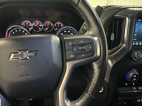Used 2022 Chevrolet Silverado 1500 RST AWD/4WD image 39