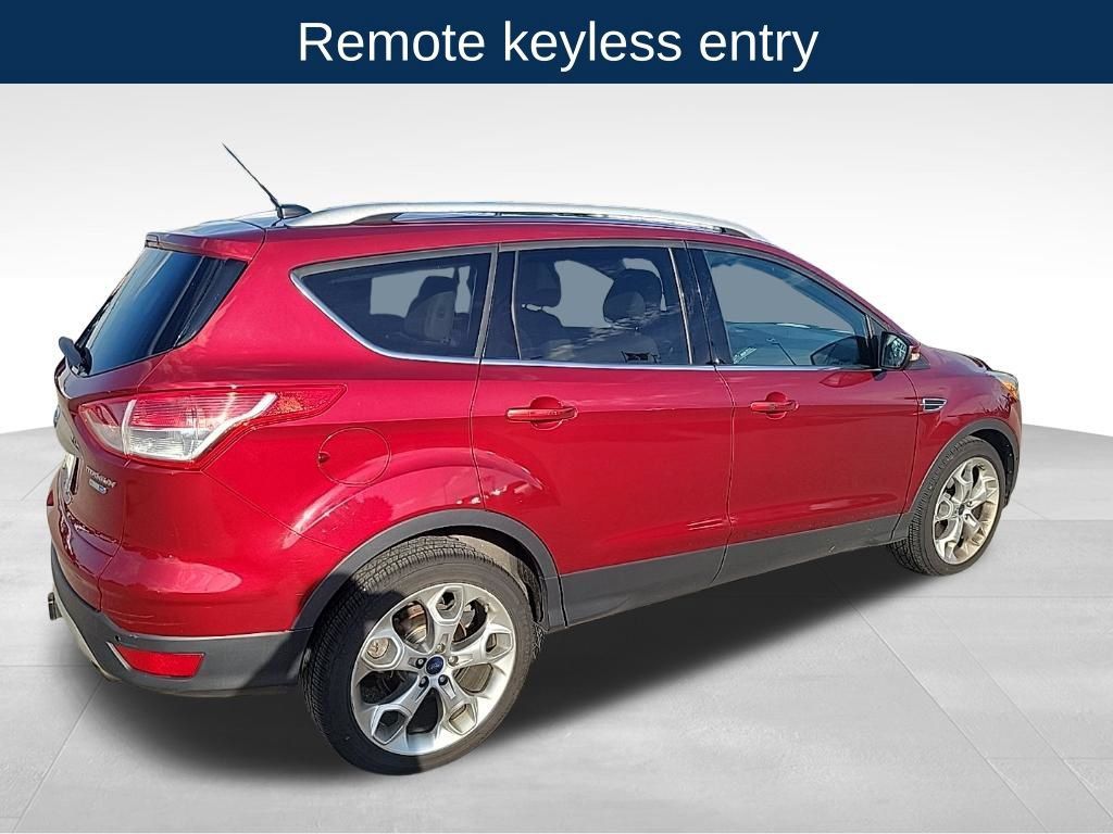 Used 2014 Ford Escape Titanium w/ Equipment Group 401A AWD/4WD image 16
