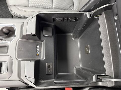 Used 2024 GMC Sierra 1500 Denali image 31