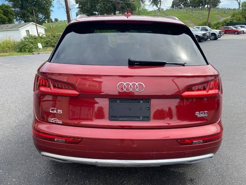 Used 2018 Audi Q5 2.0T Premium w/ Convenience Package AWD/4WD image 4