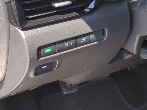 Certified 2023 Nissan Sentra SV image 14