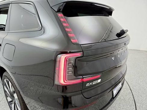 New 2026 Volvo EX90 Ultra AWD/4WD image 30