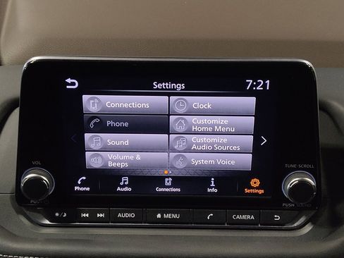 Used 2022 Nissan Rogue S image 25