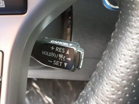 Used 2024 Toyota 4Runner SR5 image 27