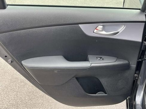 Used 2024 Kia Forte LXS w/ LXS Technology Package image 16