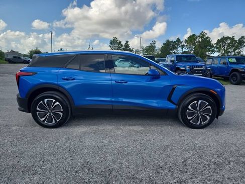Used 2024 Chevrolet Blazer EV LT AWD/4WD image 3