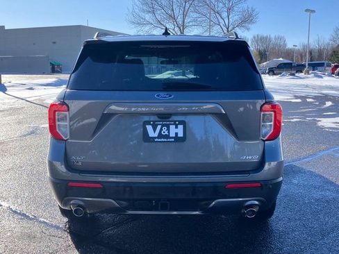 Used 2023 Ford Explorer XLT w/ Equipment Group 202A image 26