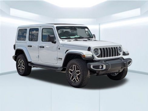 New 2026 Jeep Wrangler Unlimited Sahara AWD/4WD image 8