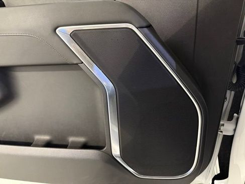 Certified 2022 Chevrolet Silverado 1500 LT w/ Z71 Off-Road Package image 11