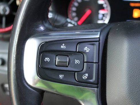 Used 2019 Chevrolet Blazer RS AWD/4WD image 16
