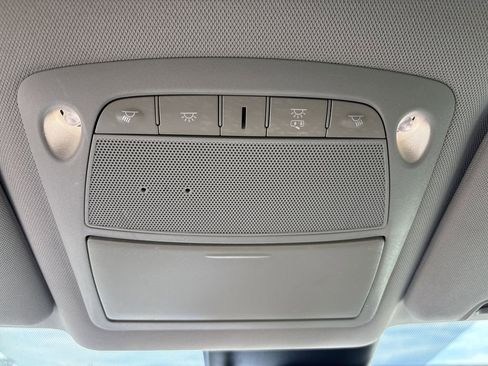 Used 2020 Nissan Rogue S image 26