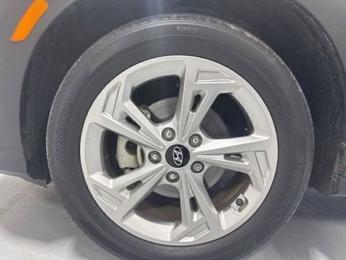 Certified 2023 Hyundai Kona SEL w/ Convenience Package FWD image 10