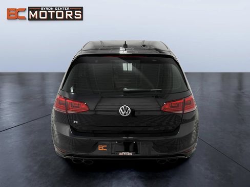 Used 2017 Volkswagen Golf 4-Door AWD/4WD image 5