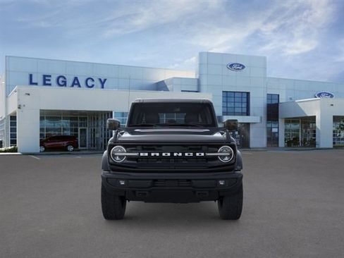 New 2026 Ford Bronco Outer Banks AWD/4WD image 6
