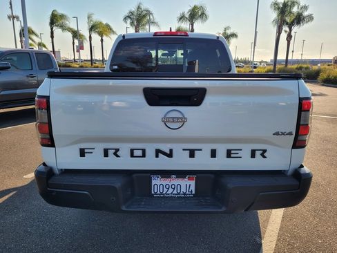 Used 2025 Nissan Frontier S AWD/4WD image 5